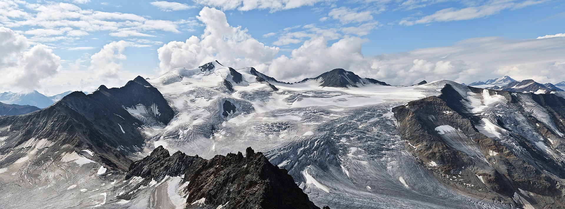 Pitztaler Gletscher — Alpine village in Austria