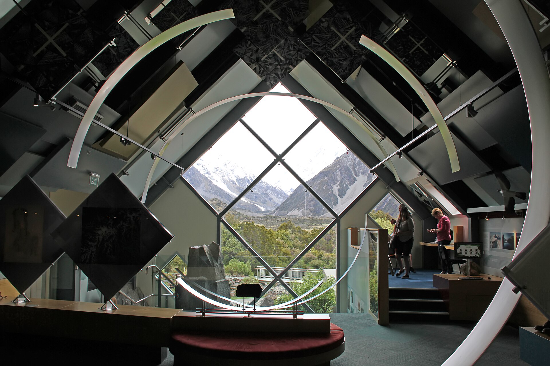 Aoraki / Mount Cook Village, mountain village in New Zealand