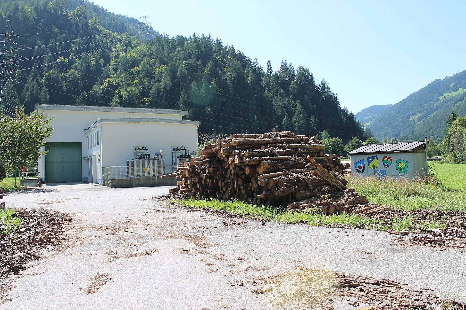 Schnee-Erlebnisland Flattach — Alpine village in Austria