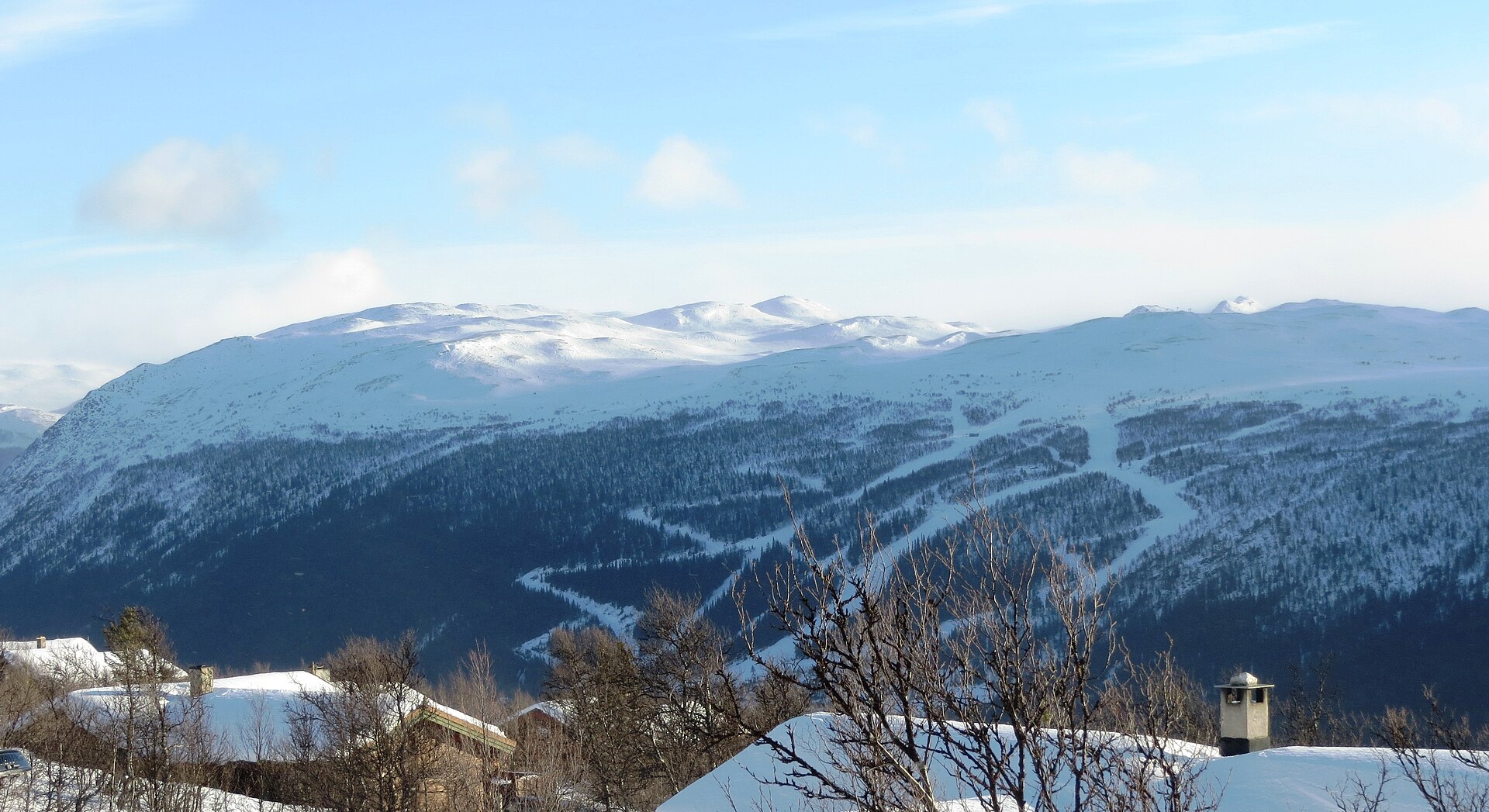 Uvdal alpinsenter (Senteret), mountain village in Norway