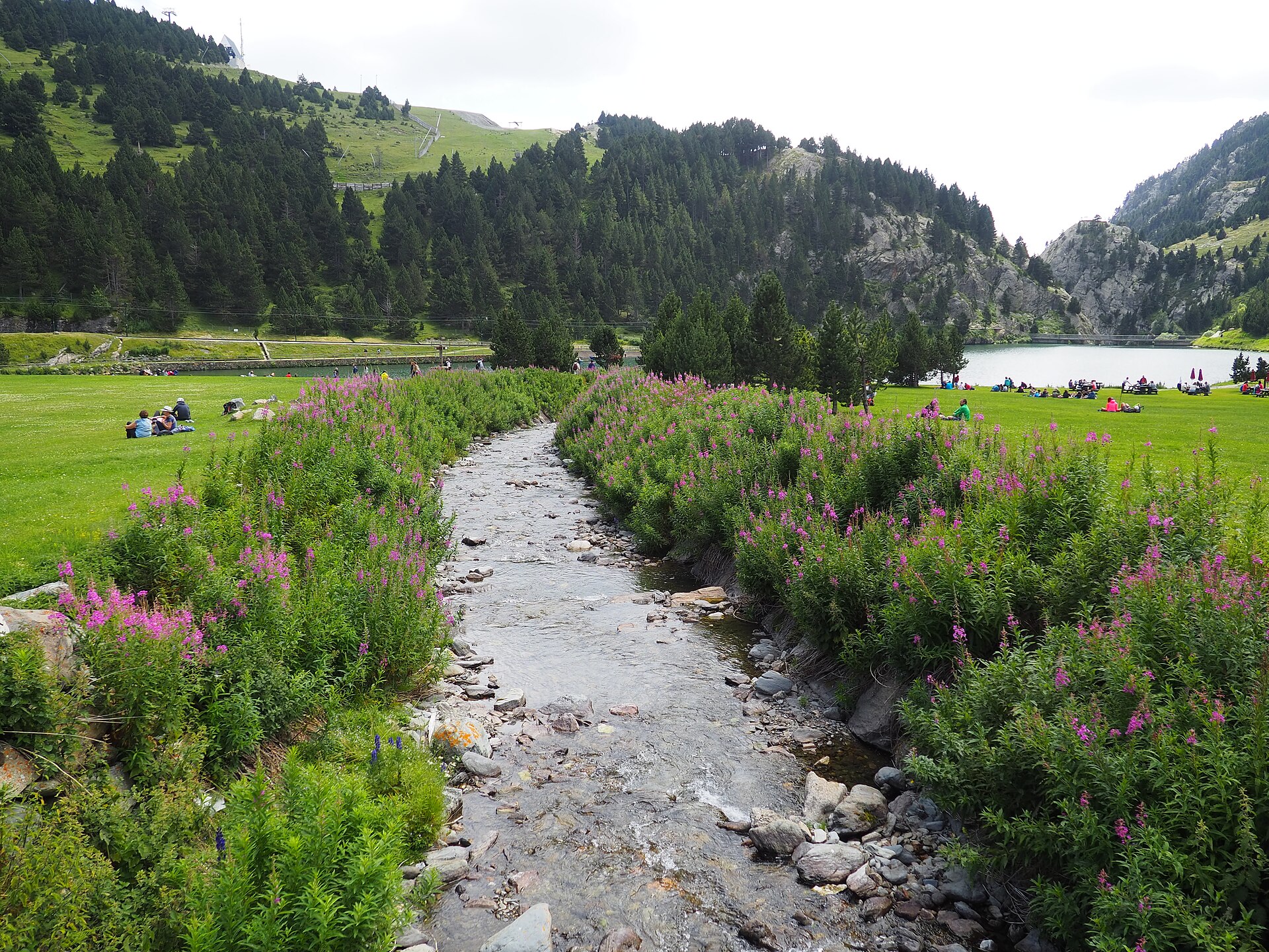 Estació de muntanya Vall de Núria — Alpine village in Spain