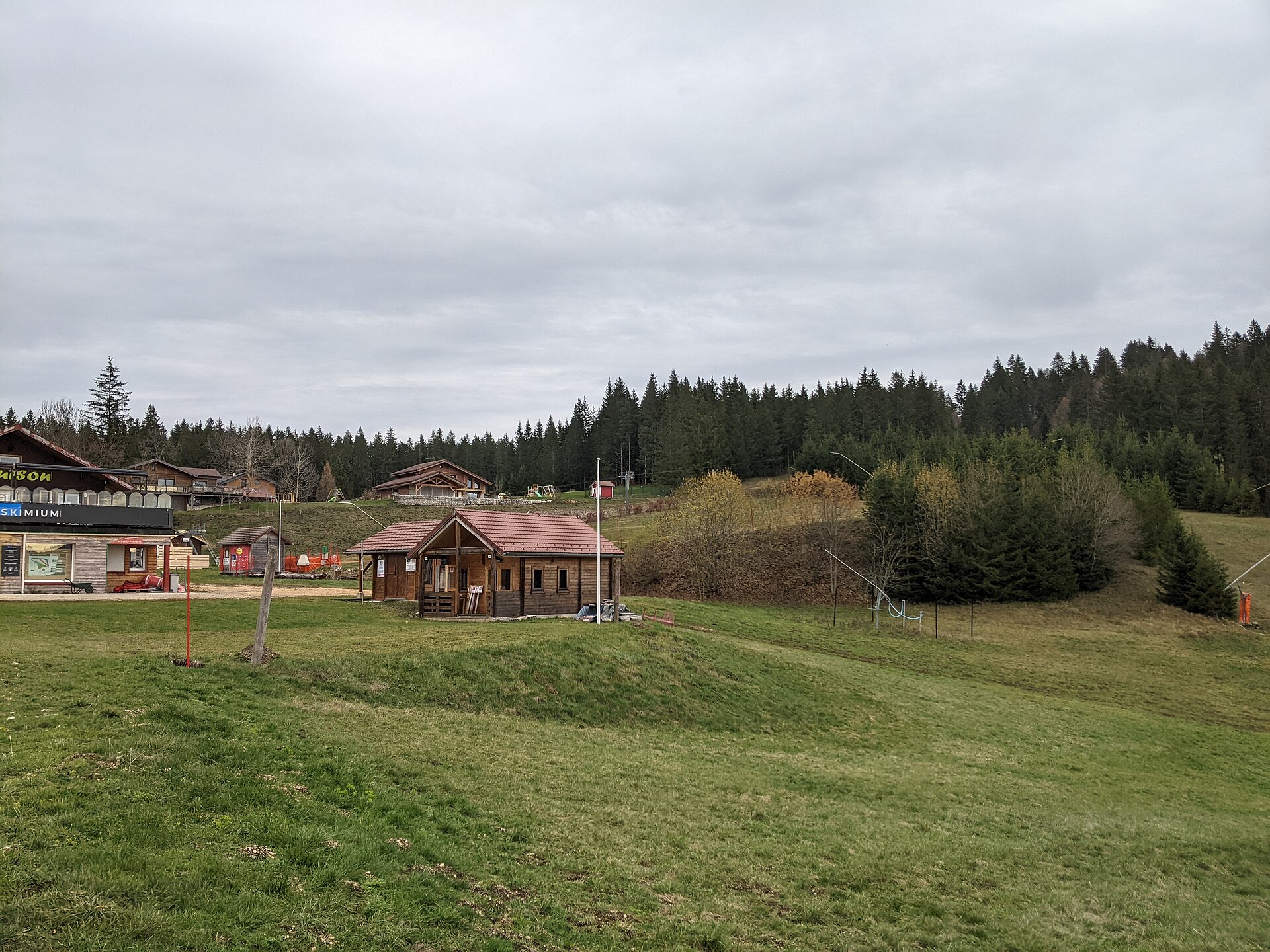 Les Gentianes — Alpine village in France