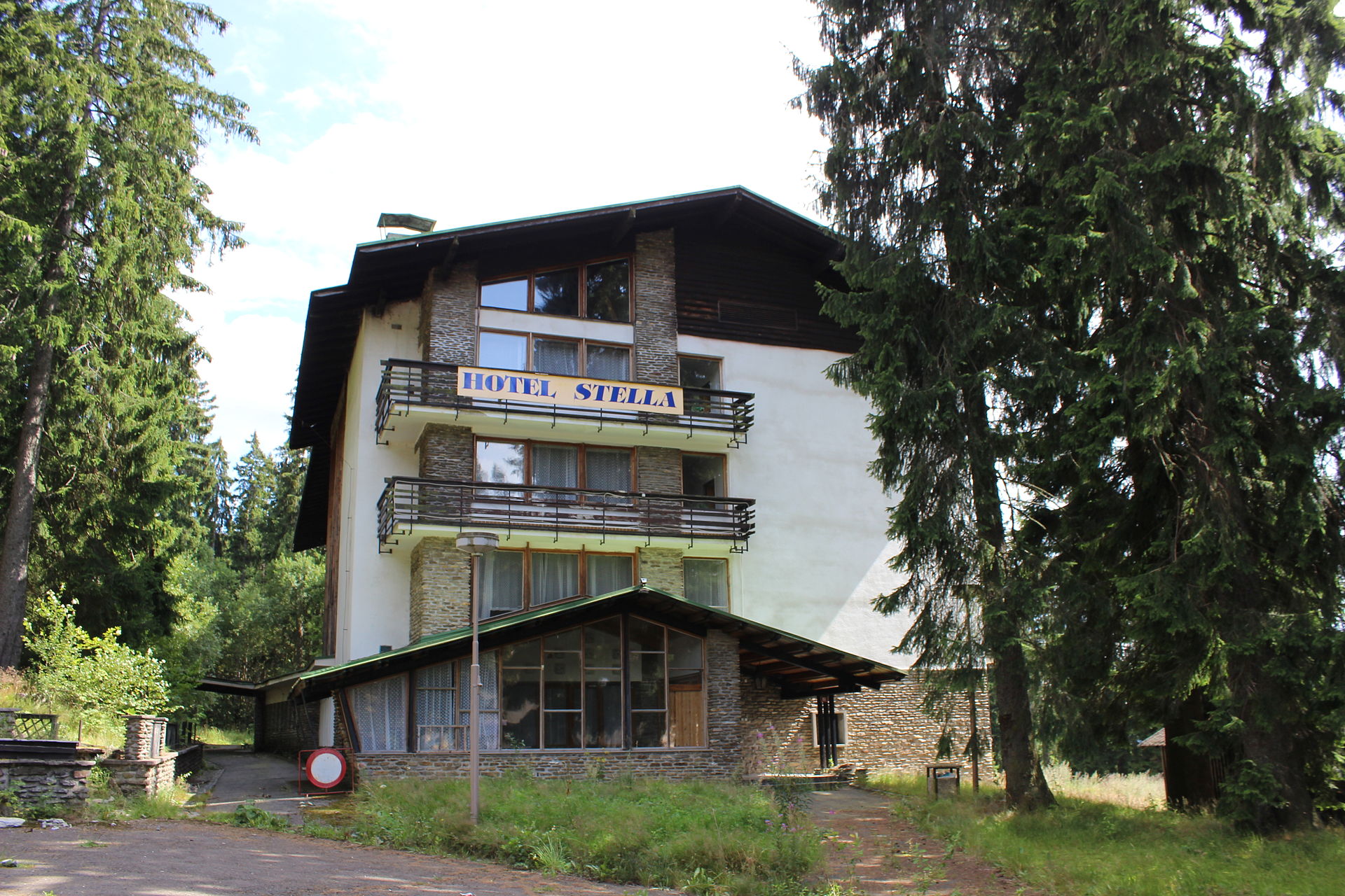 Weissova louka — Alpine village in Czechia