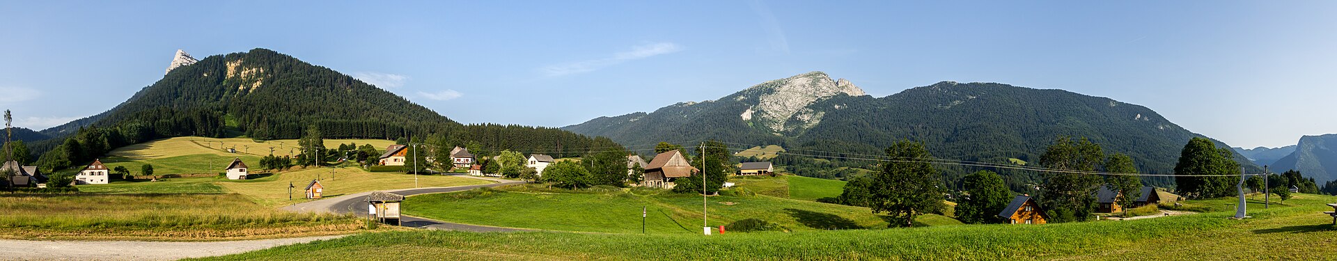 Les Egaux - St Hugues, mountain village in France