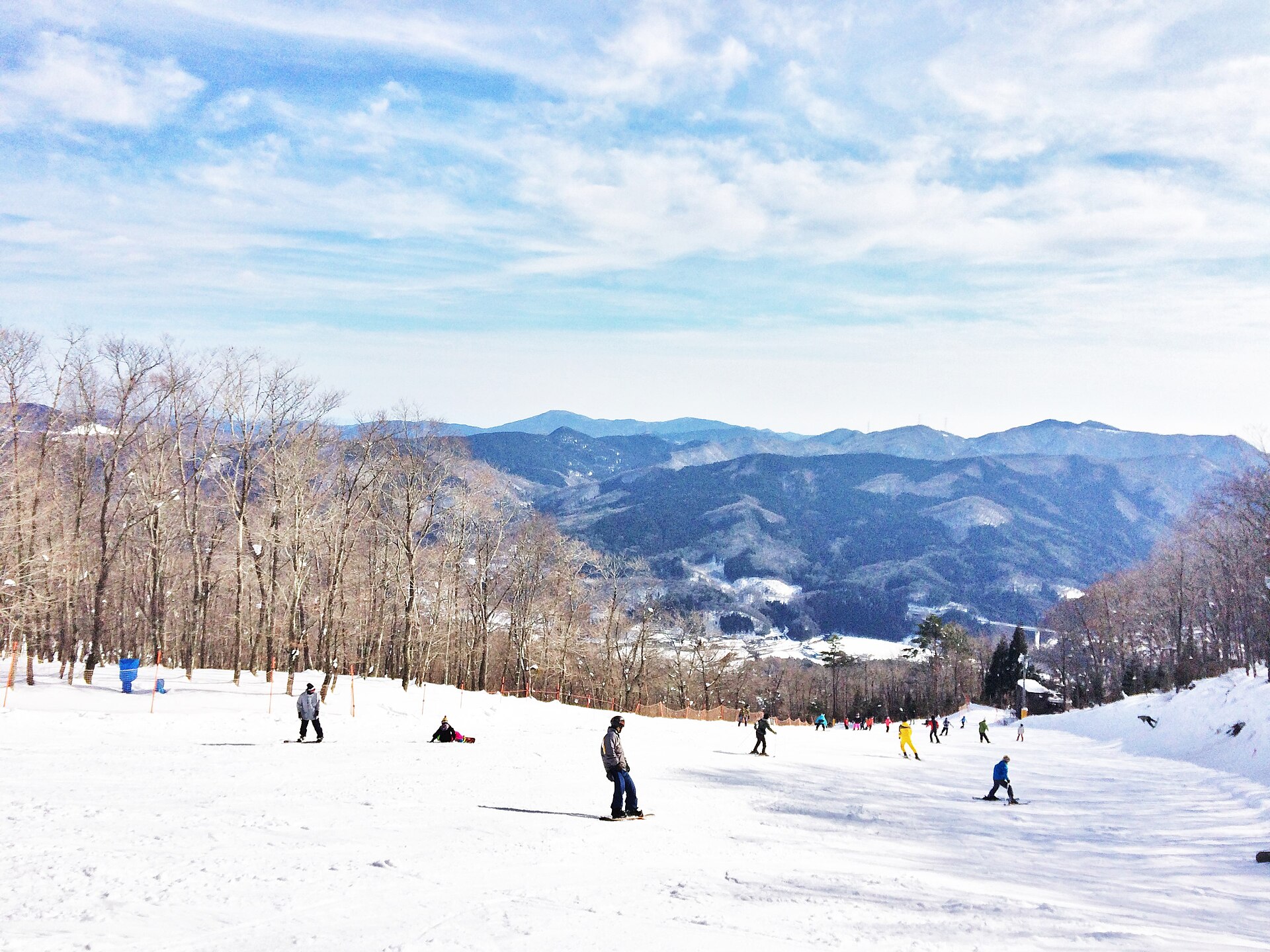 Megahiraonsen Megahira Ski Area, mountain village in Japan