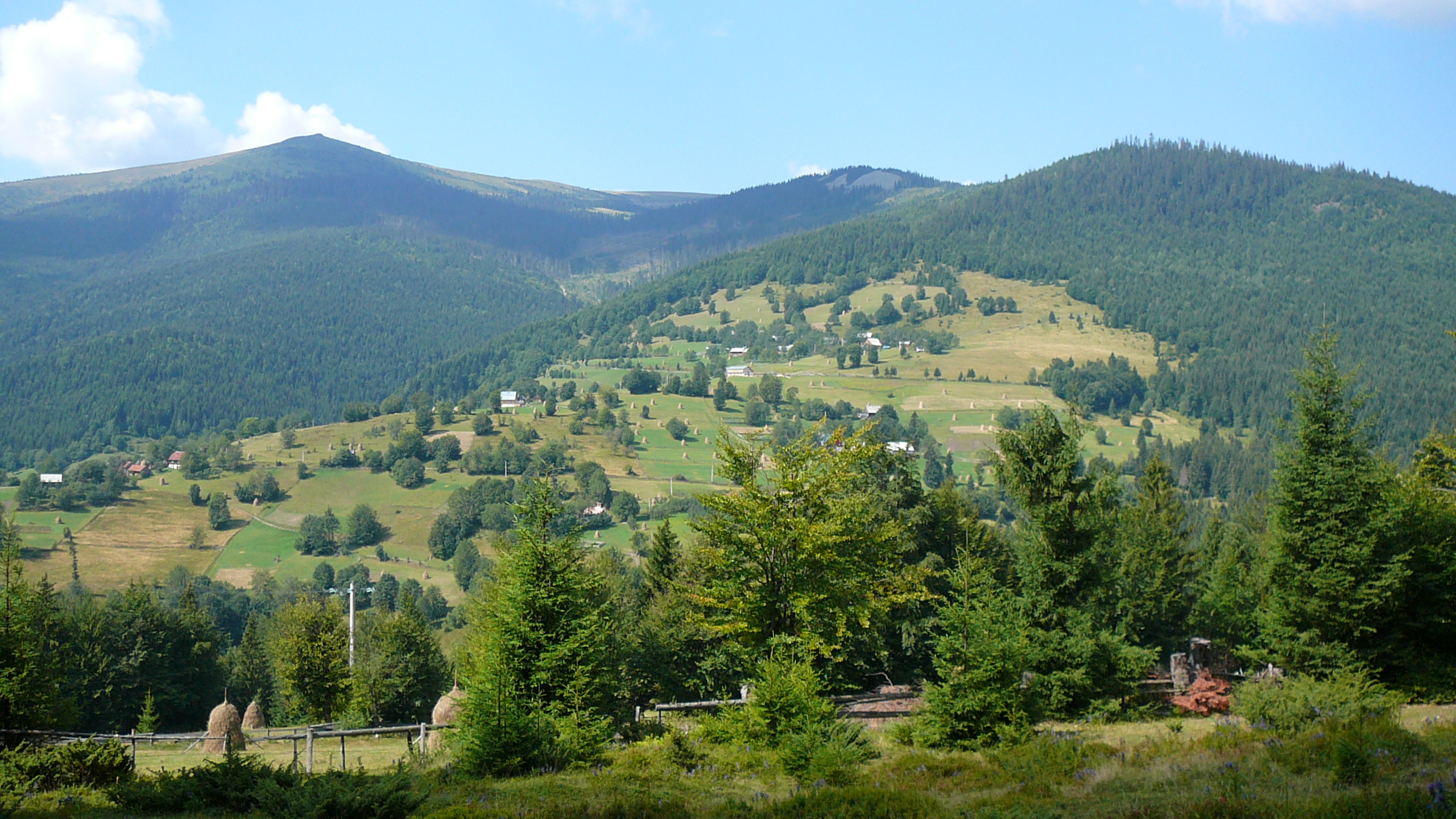 Arieşeni, mountain village in Romania