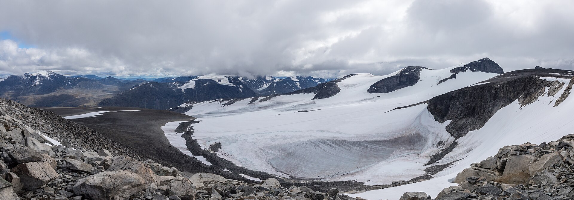 Galdhøpiggen Sommerskisenter, mountain village in Norway