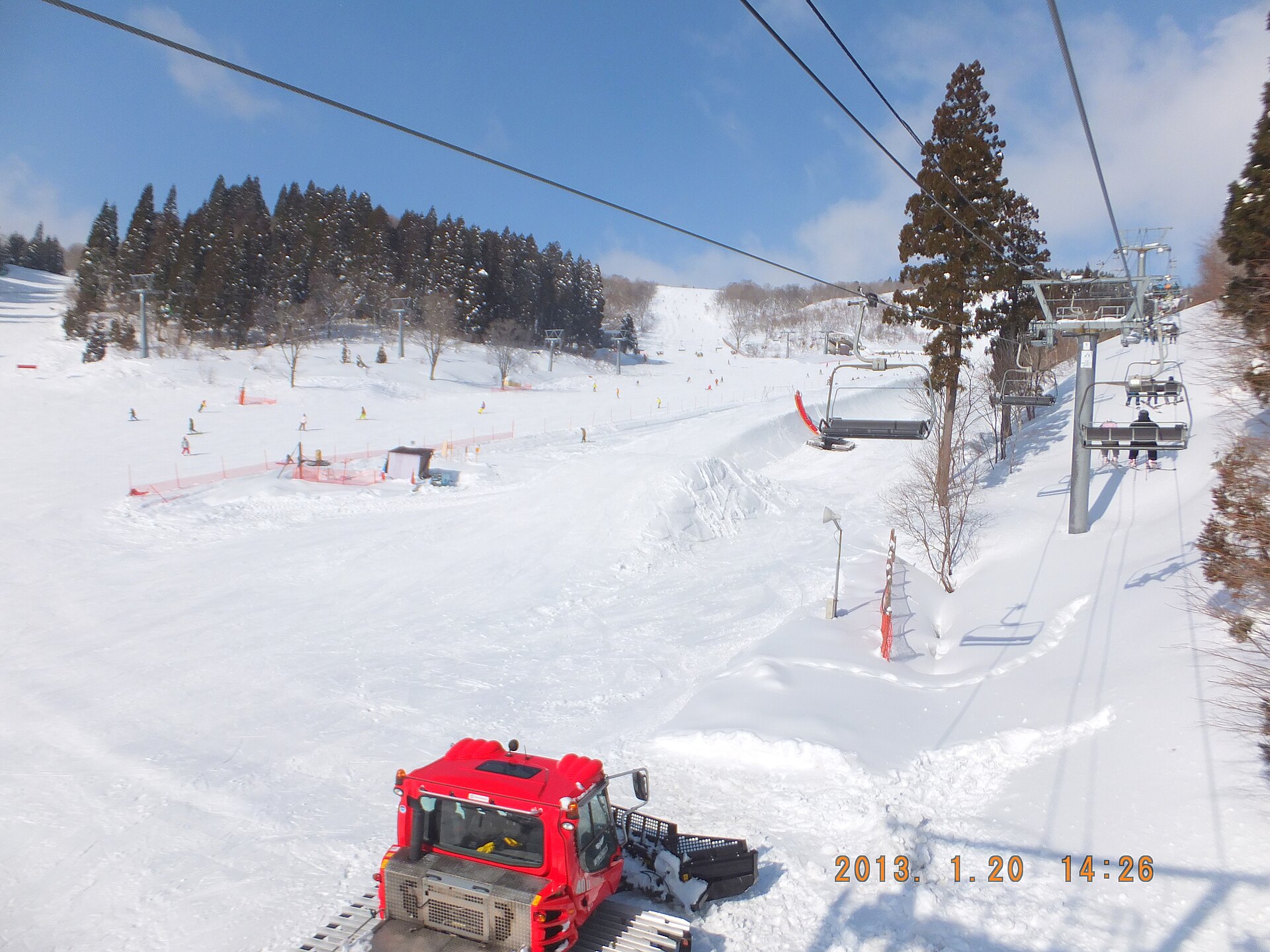 Snow Wave Park Shiratori Kogen (スノーウェーブパーク白鳥高原), mountain village in Japan