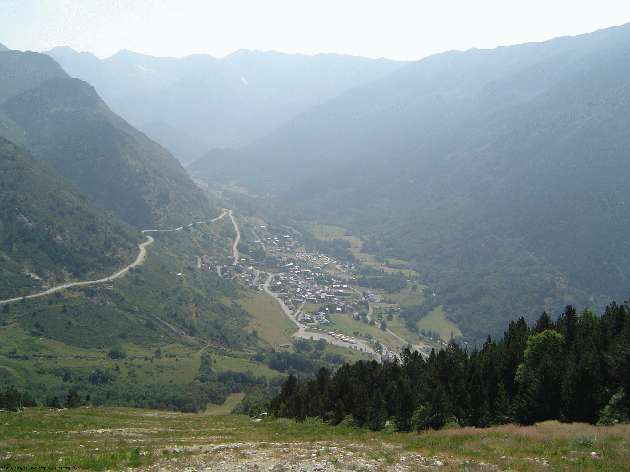 Porté-Puymorens — Alpine village in France