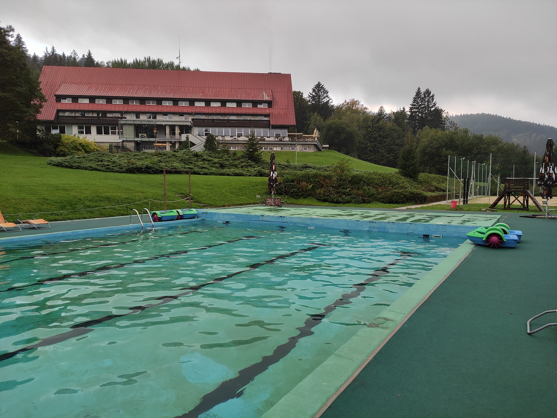 U Sachovy Studanky — Alpine village in Czechia