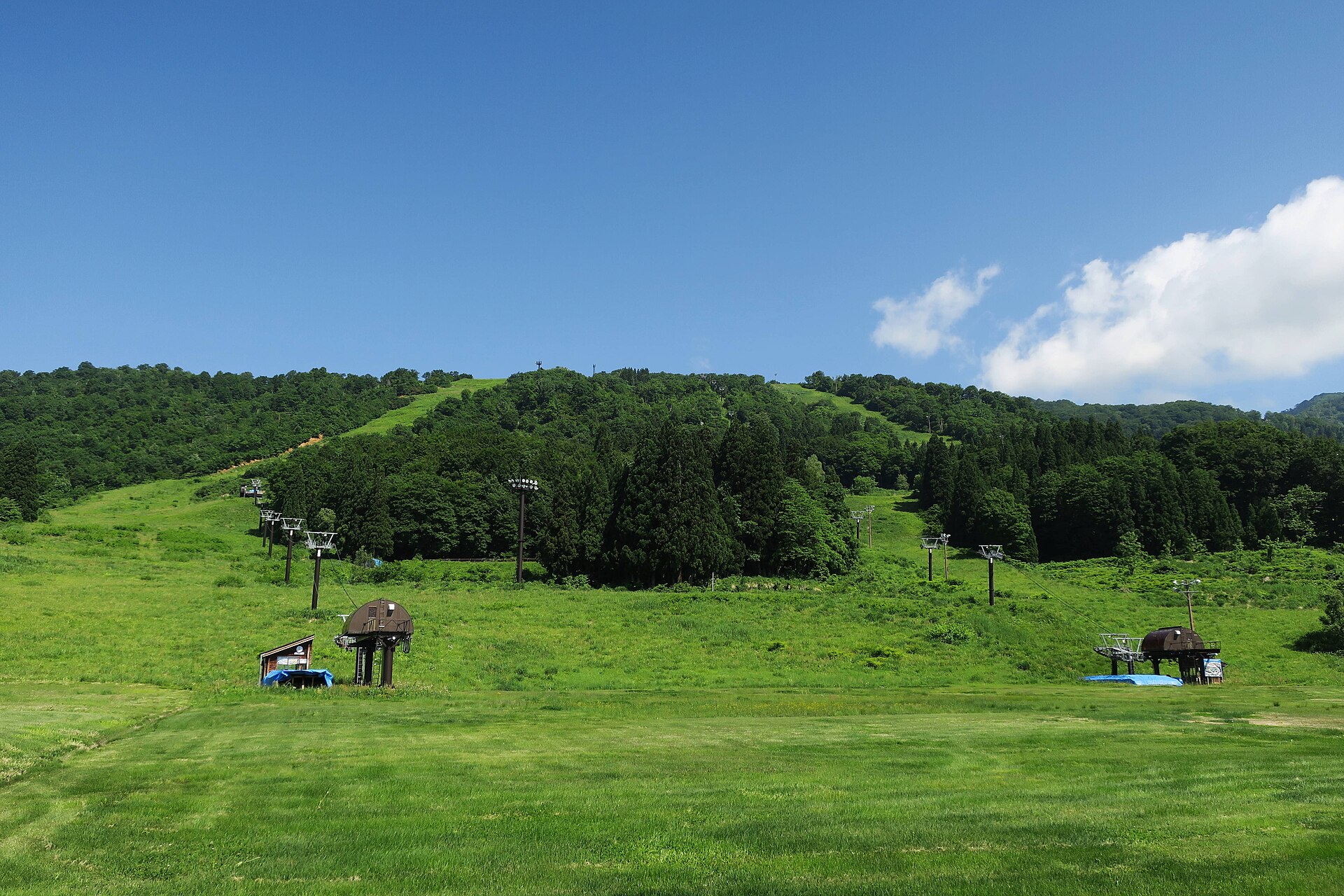 Sakae Club Ski Area, mountain village in Japan