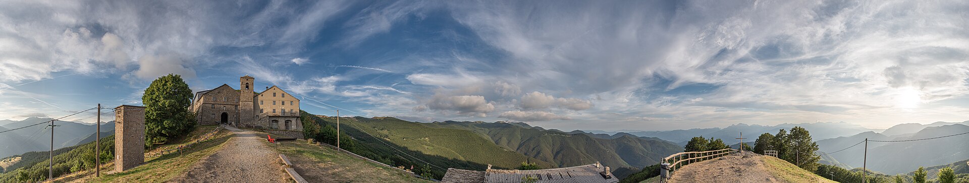 Area Sciistica Sant'Annapelago, mountain village in Italy