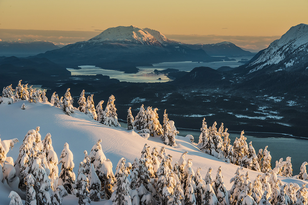 Eaglecrest Ski Area, mountain village in United States