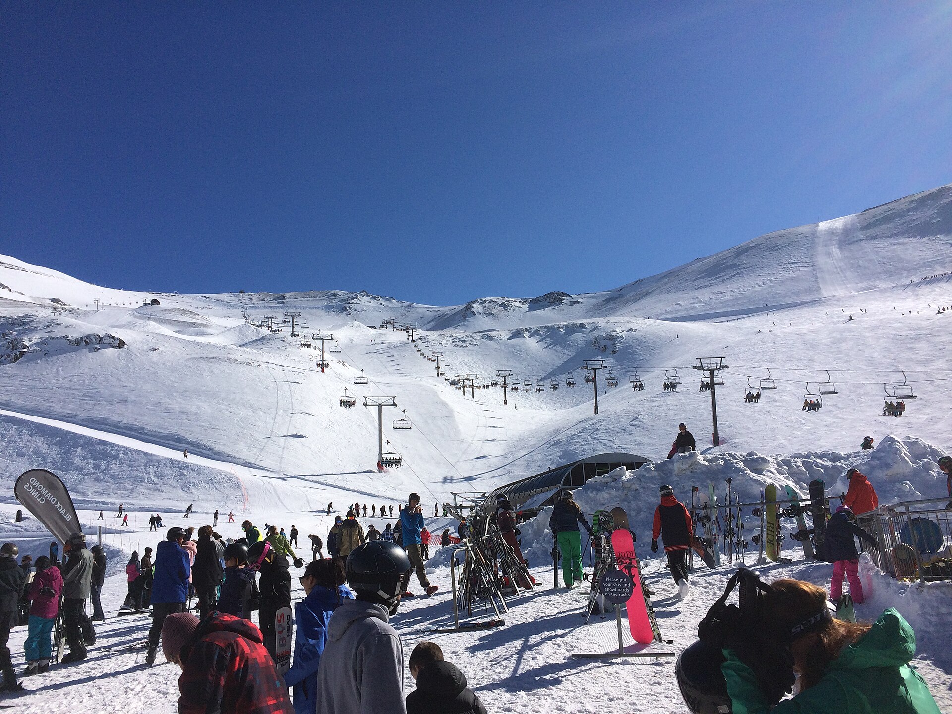 Mount Hutt Ski Area — Alpine village in New Zealand