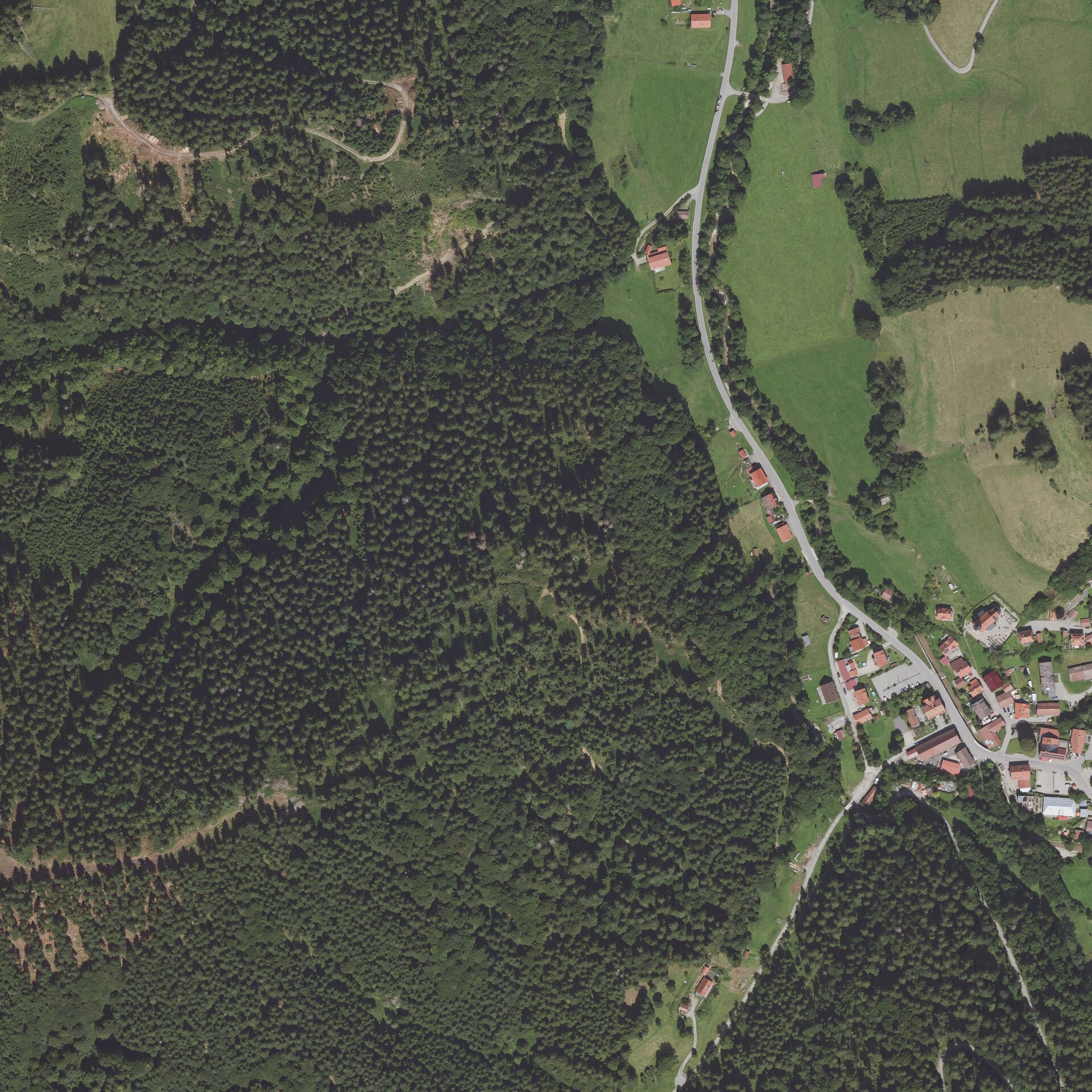 Gohrersberg – Kreuzthal — Alpine village in Germany
