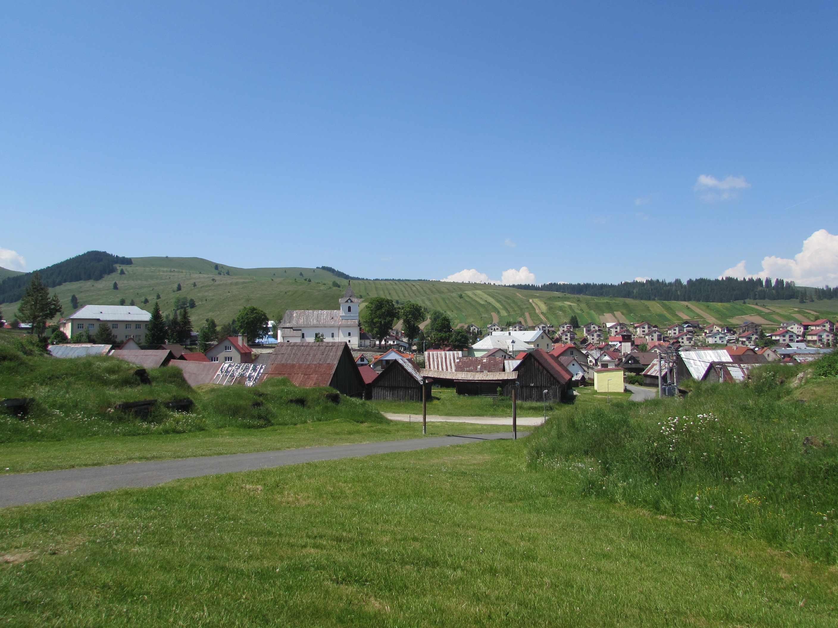 Liptovská Teplička — Alpine village in Slovakia