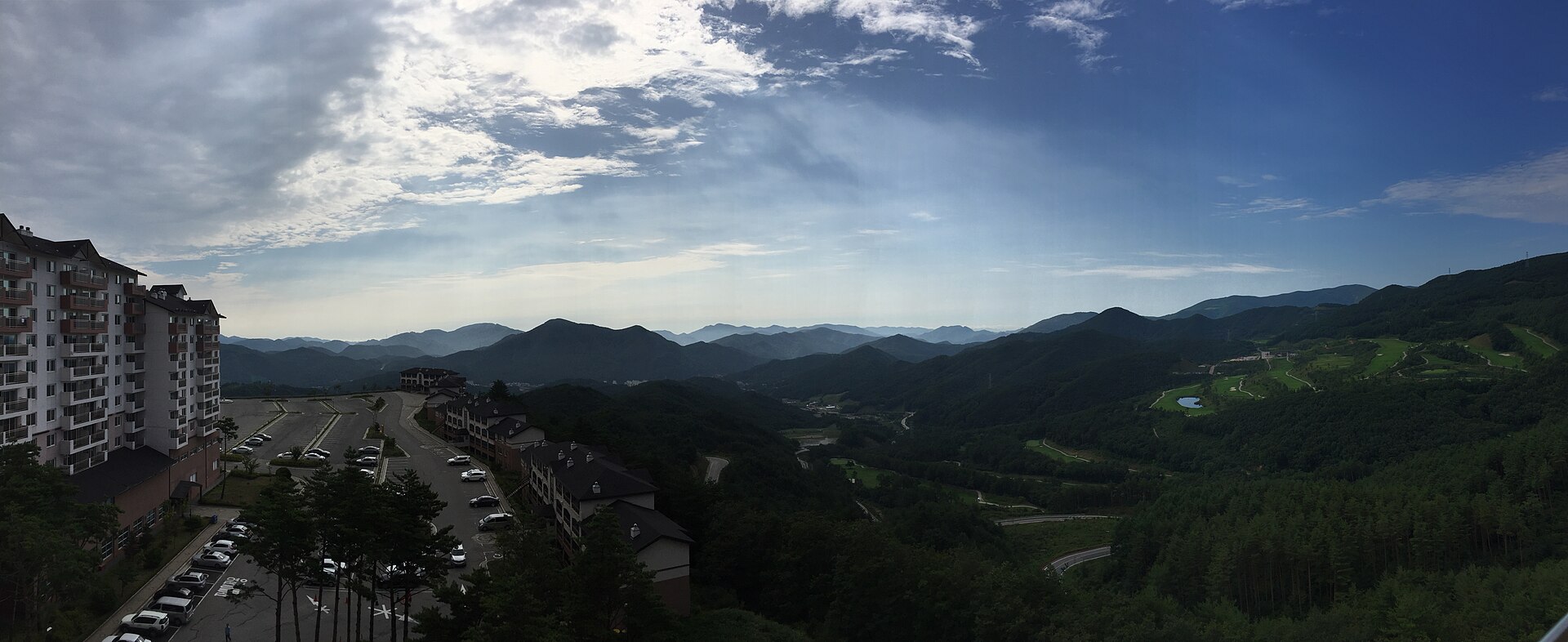 O2 Resort, mountain village in South Korea