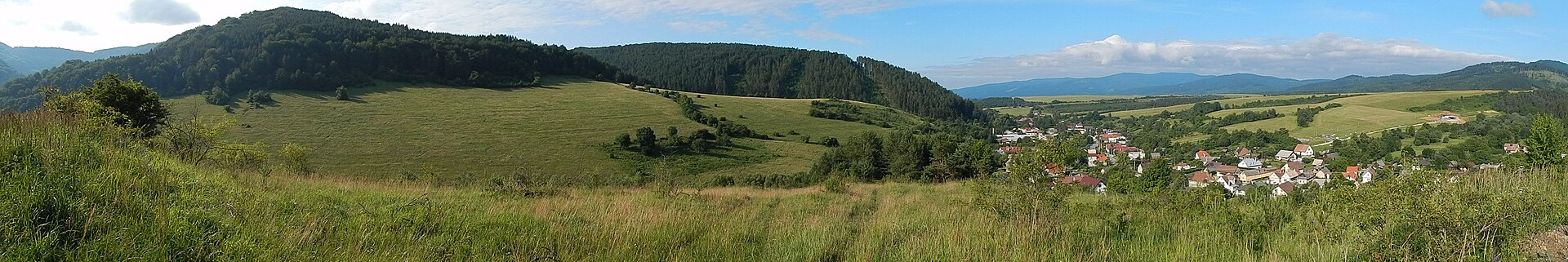Ski Kľačno — Alpine village in Slovakia