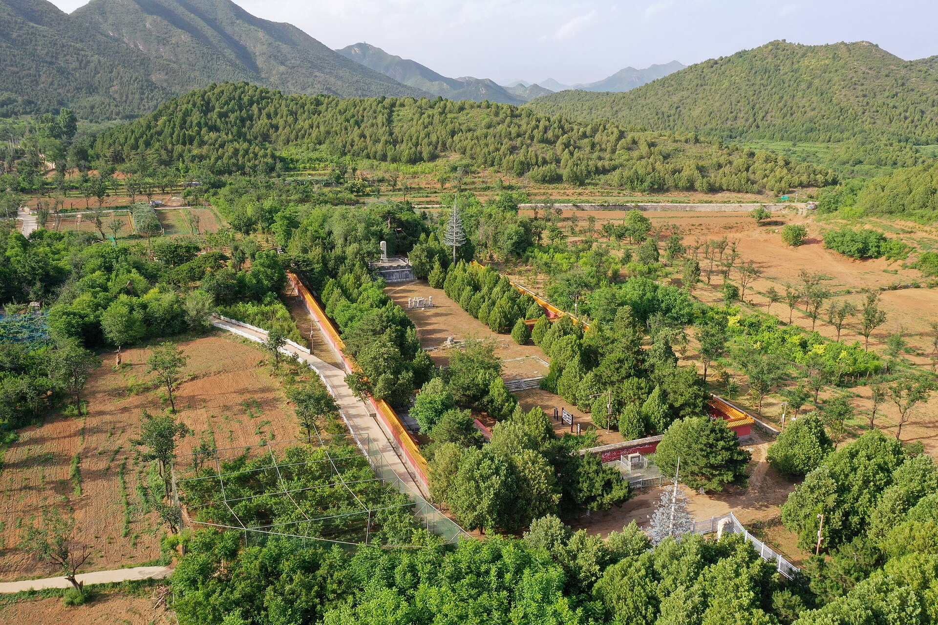 Xueshijie — Alpine village in China
