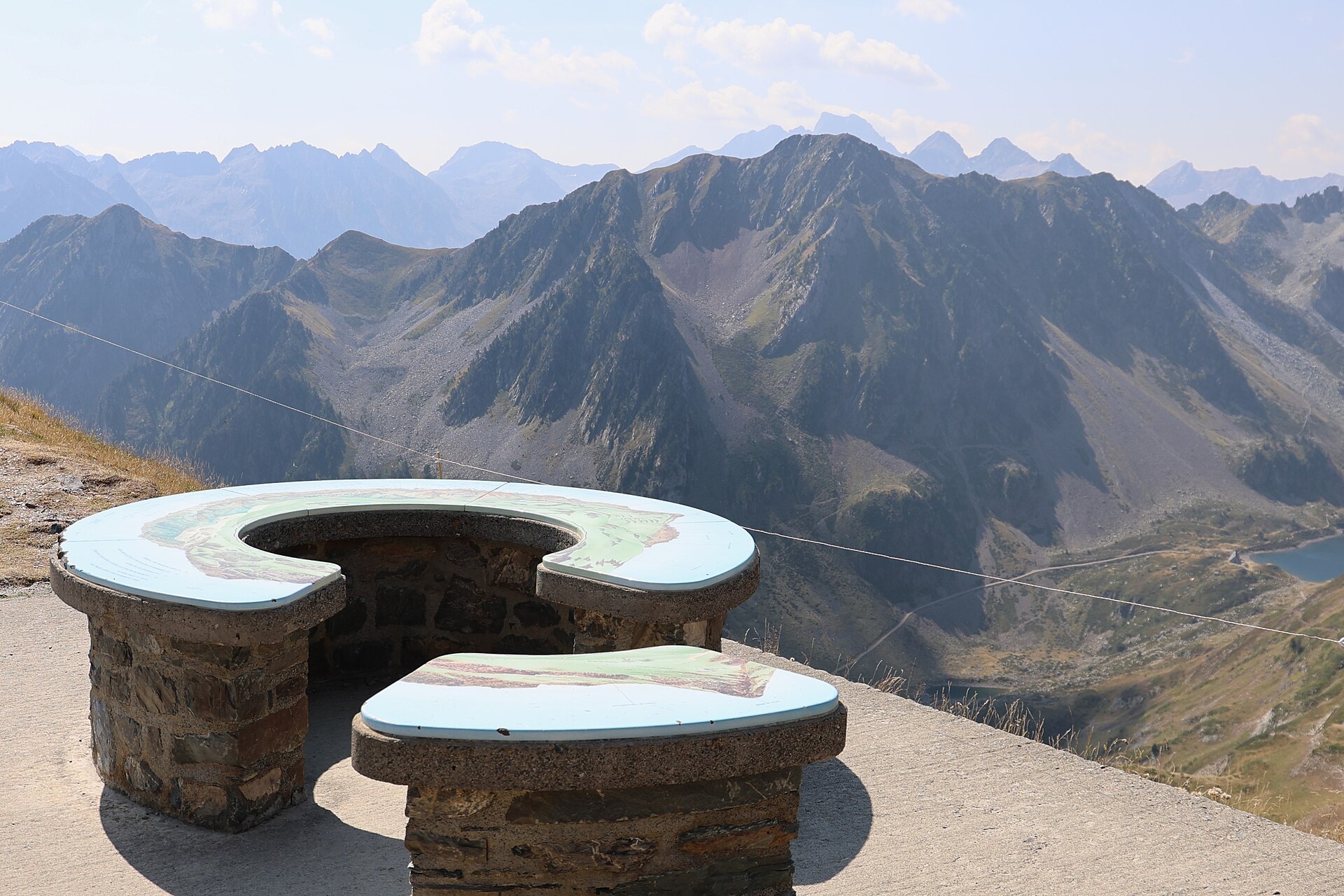 Cauterets Cirque du Lys — Alpine village in France