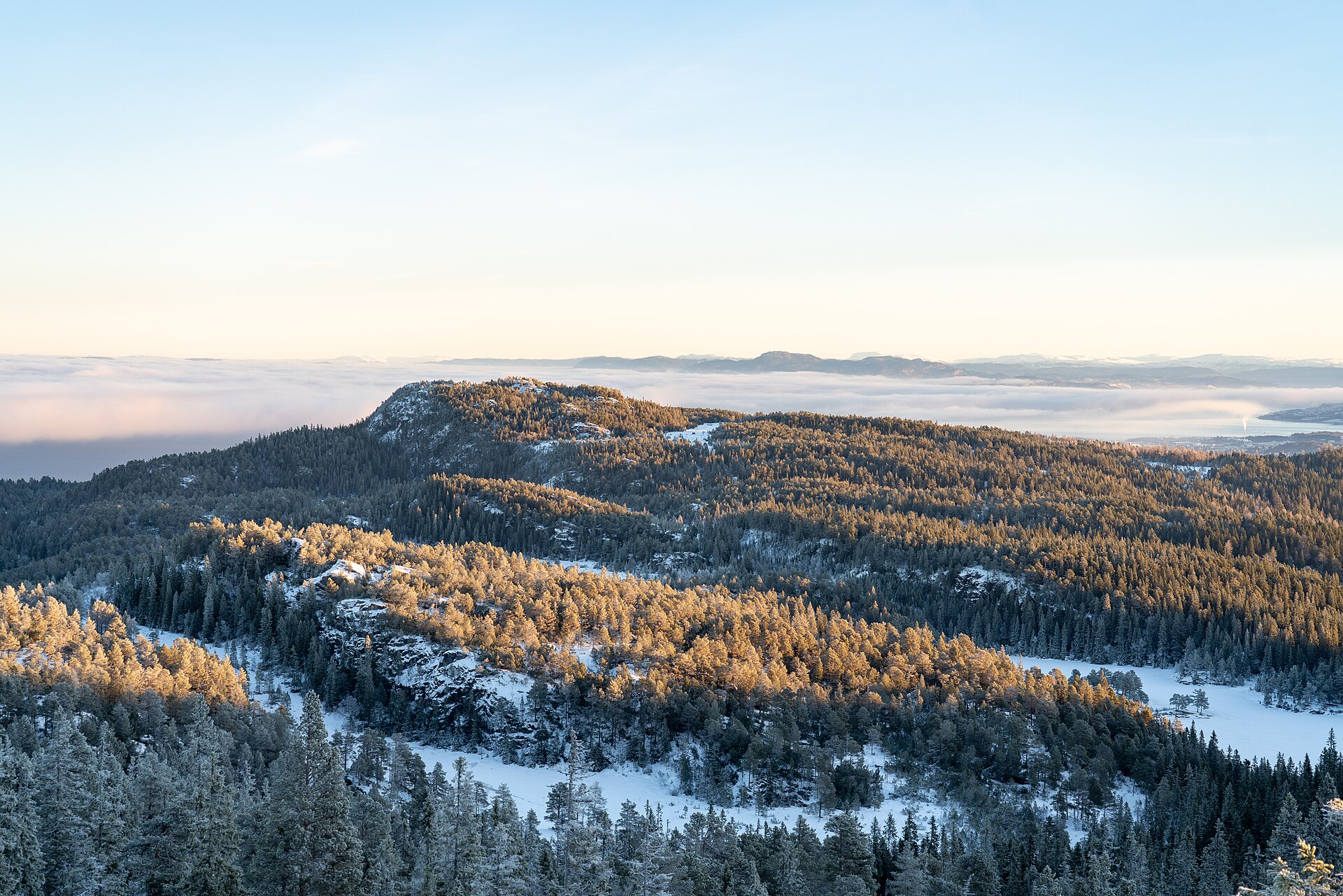 Vintervasskleiva, mountain village in Norway