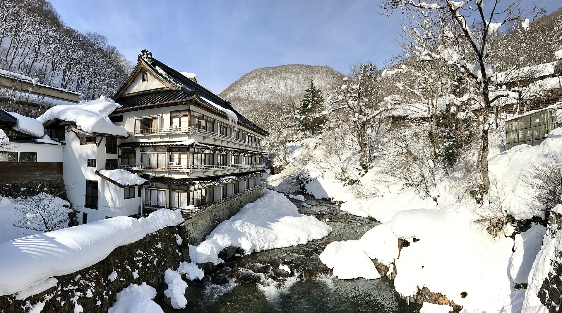 Hodaigi Ski Resort, mountain village in Japan