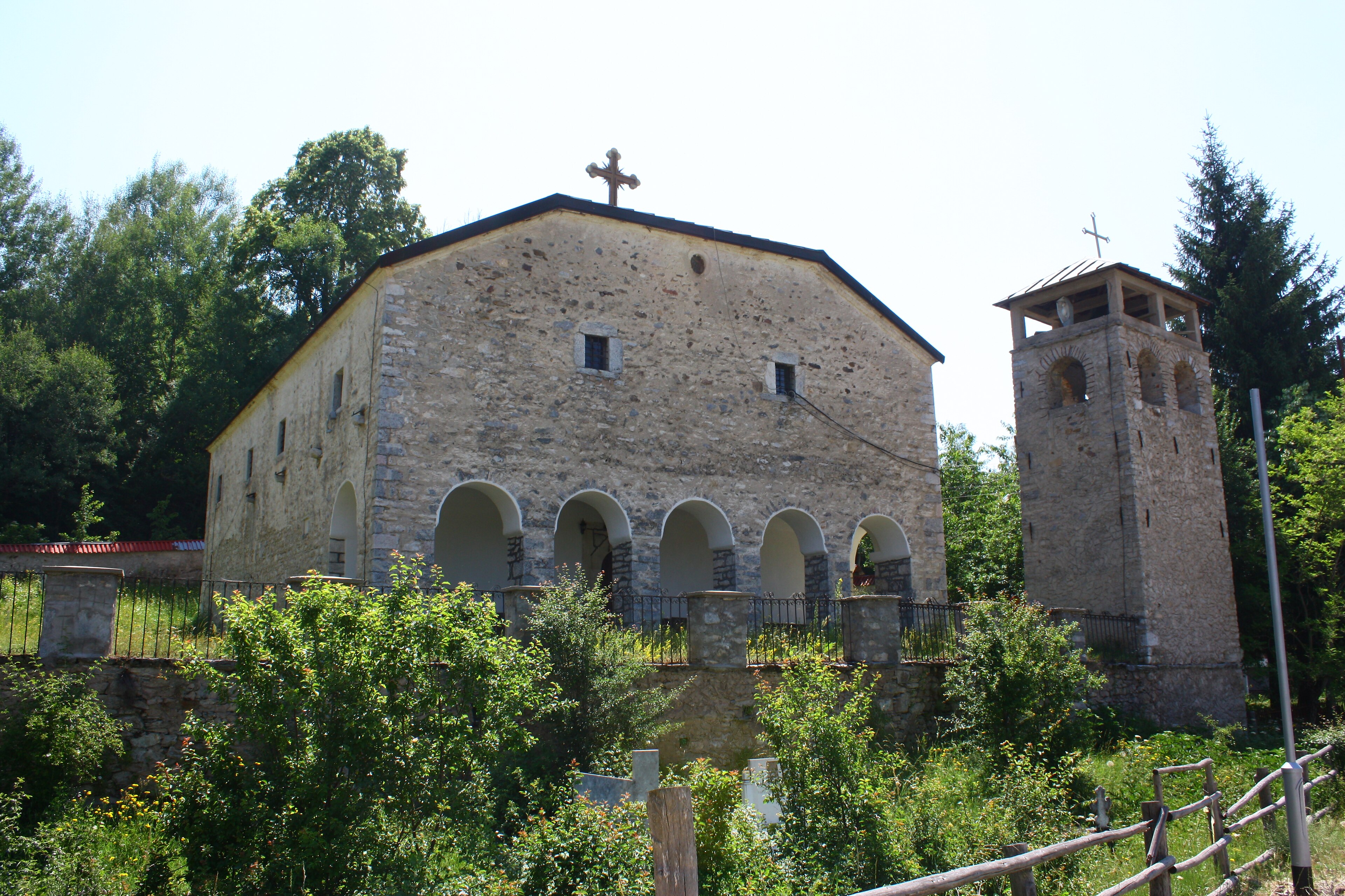 Leunovo, mountain village in North Macedonia