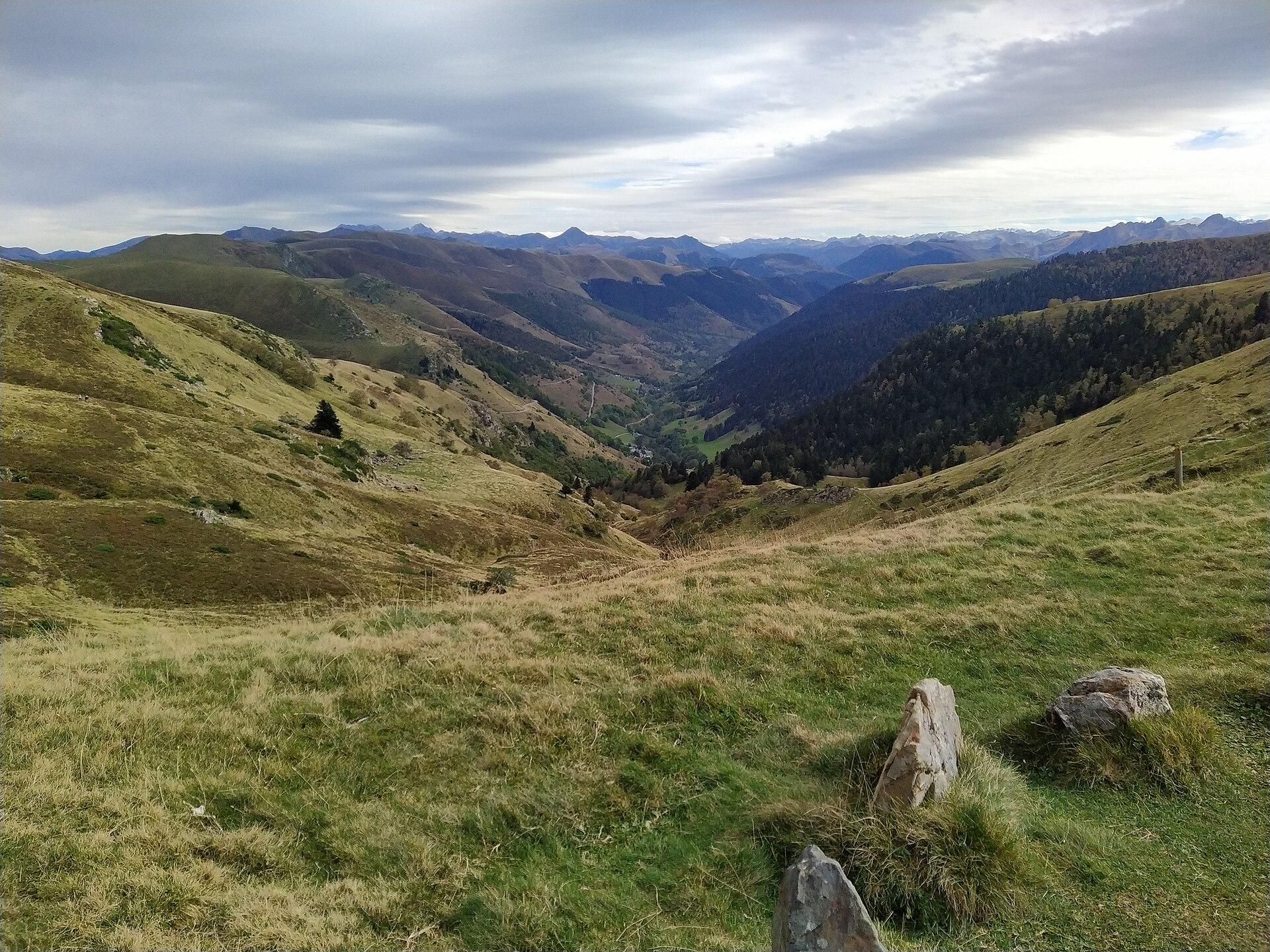 Bourg d'Oueil — Alpine village in France