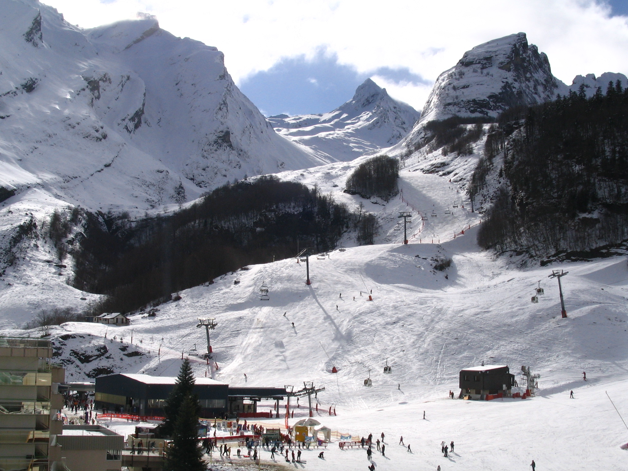 Gourette — Alpine village in France