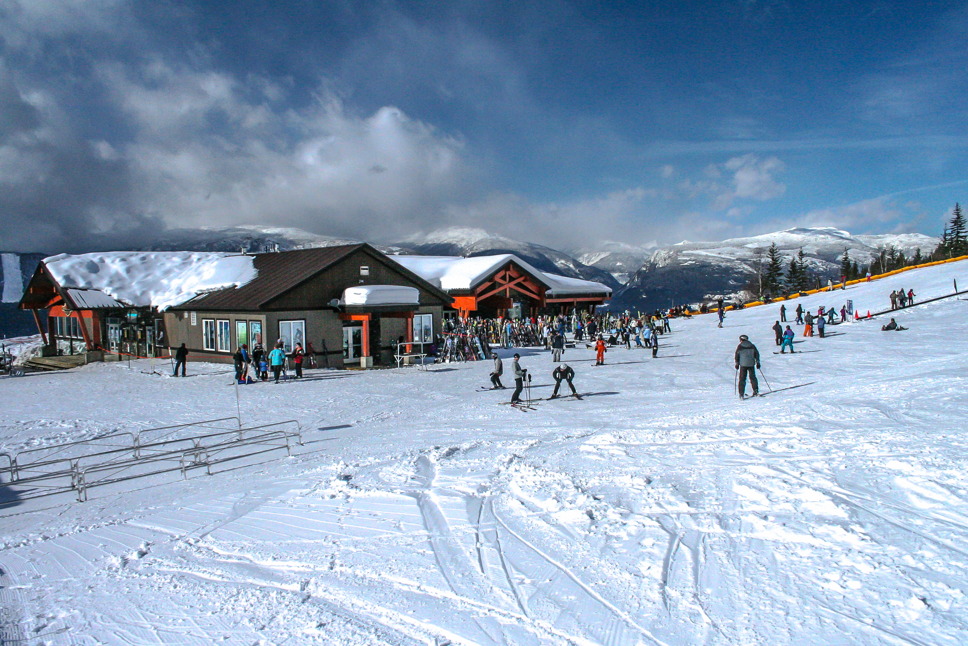 Revelstoke Mountain Resort — Alpine village in Canada