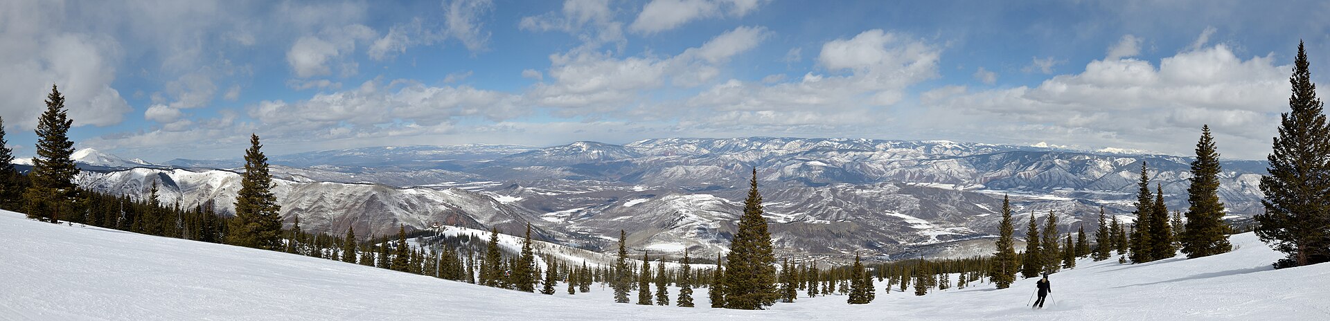 Aspen Snowmass — Alpine village in United States