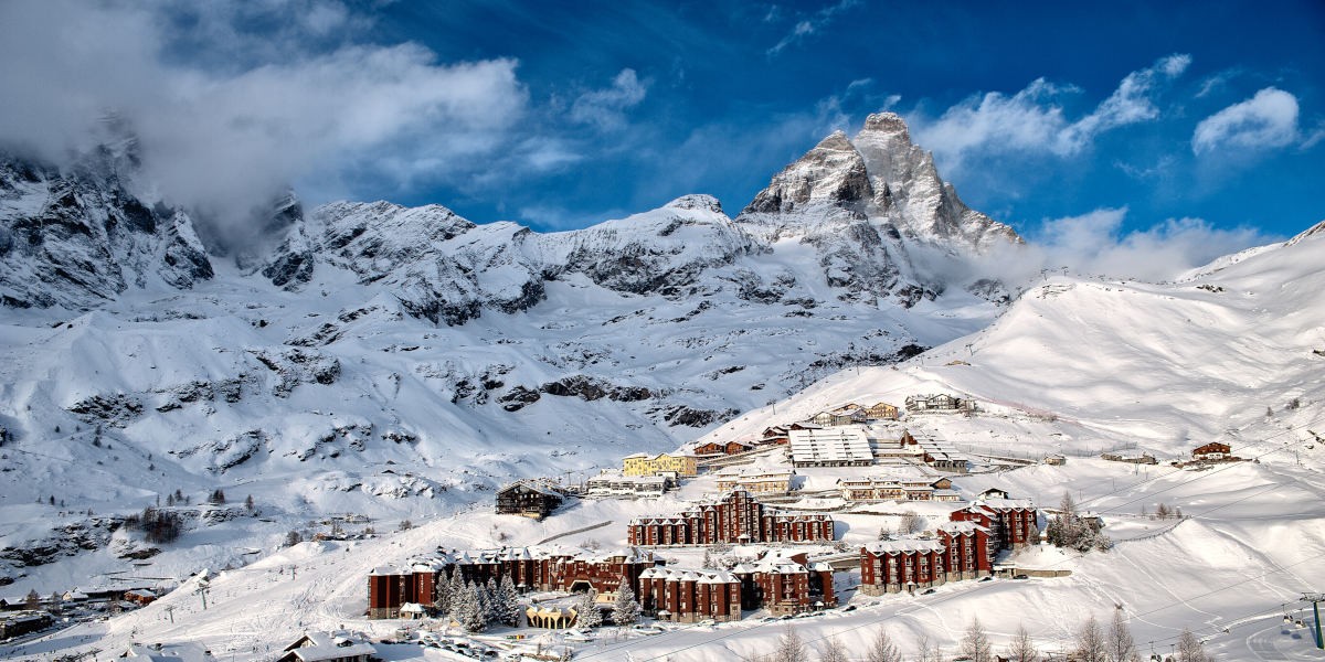 Breuil-Cervinia — Alpine village in Italy