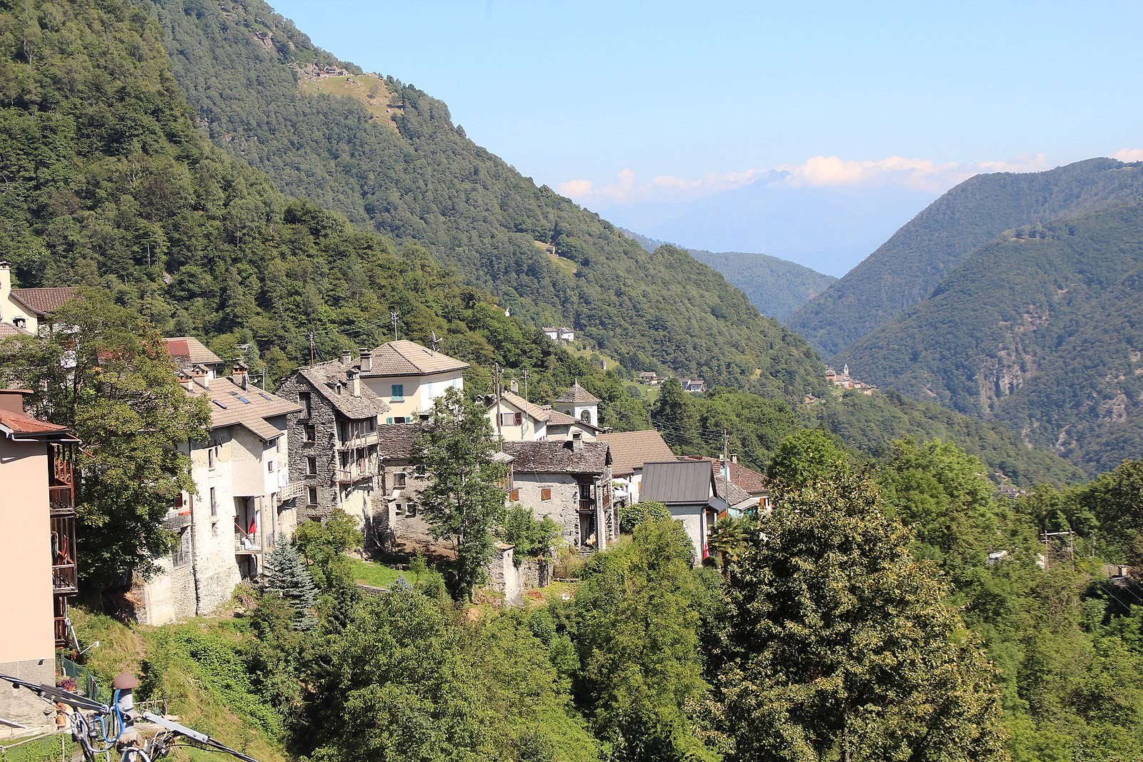 Crana — Alpine village in Italy