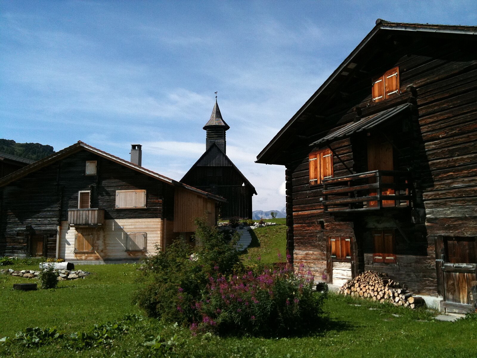 Mutten — Alpine village in Switzerland