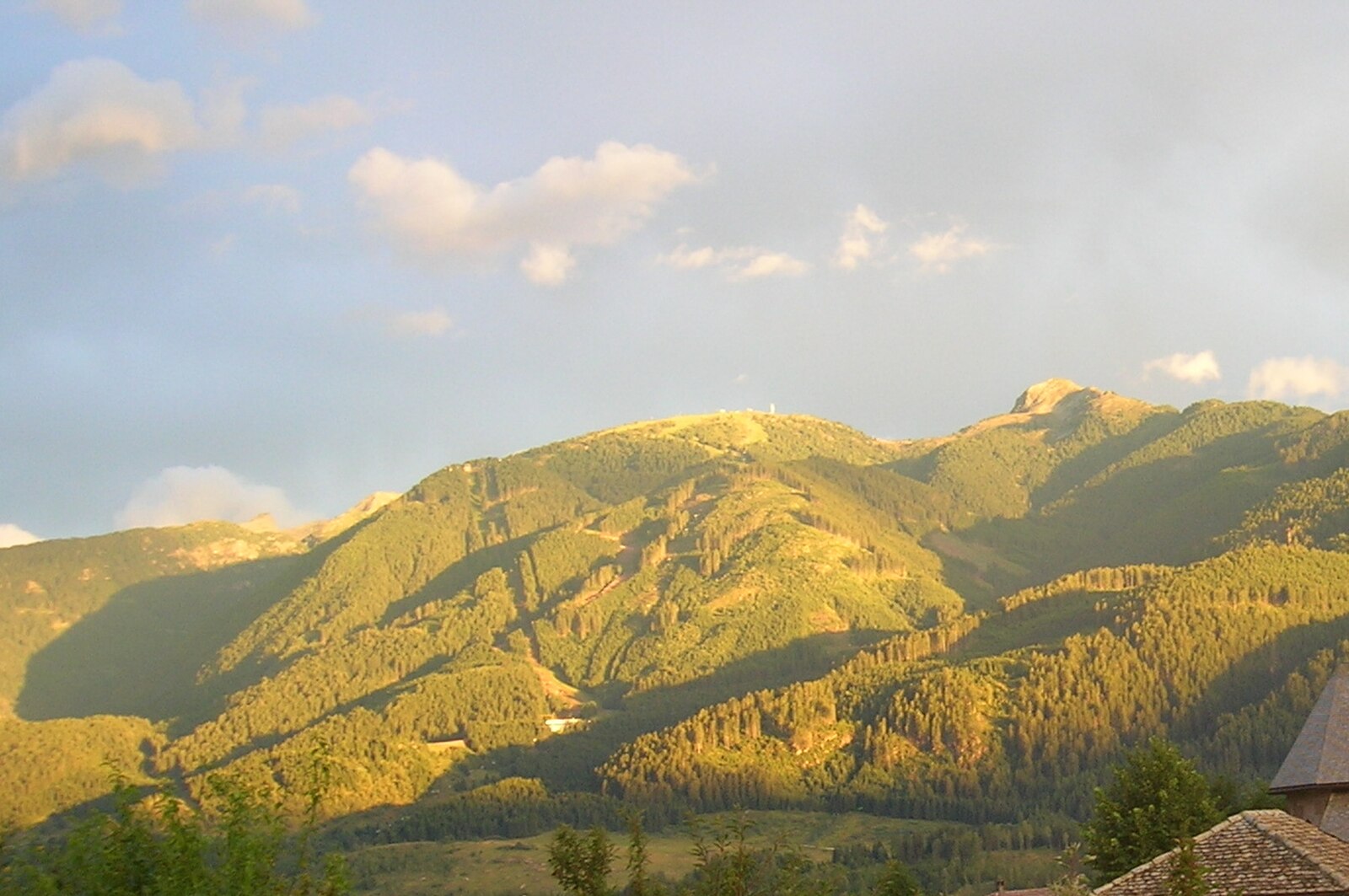 Alpe Cermis – Cavalese — Alpine village in Italy