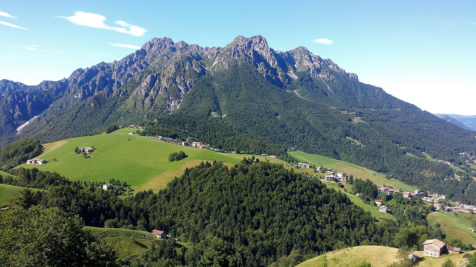 Monte Poieto – Aviatico — Alpine village in Italy
