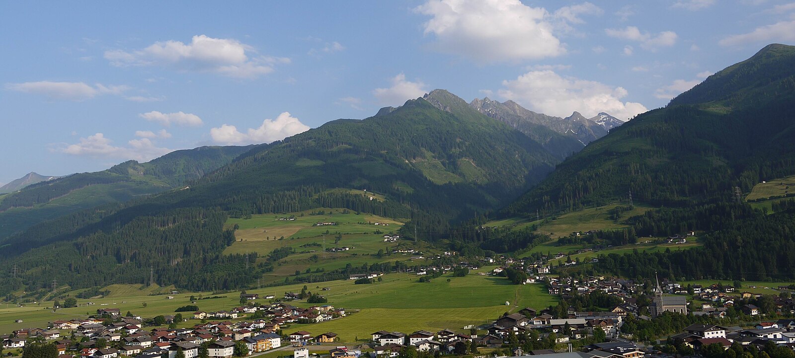 Niedernsill — Alpine village in Austria