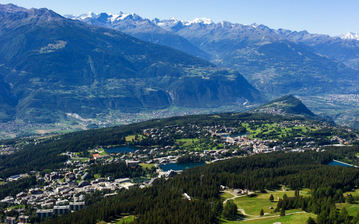 Crans-Montana (Crans Montana) — Alpine village in Switzerland