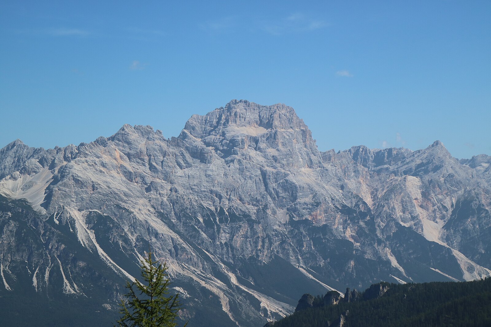 Misurina – Passo Tre Croci — Alpine village in Italy
