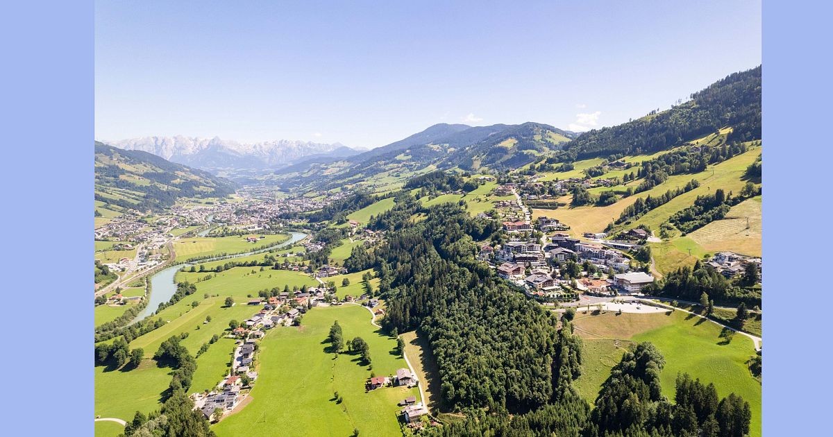 St. Johann-Alpendorf — Alpine village in Austria