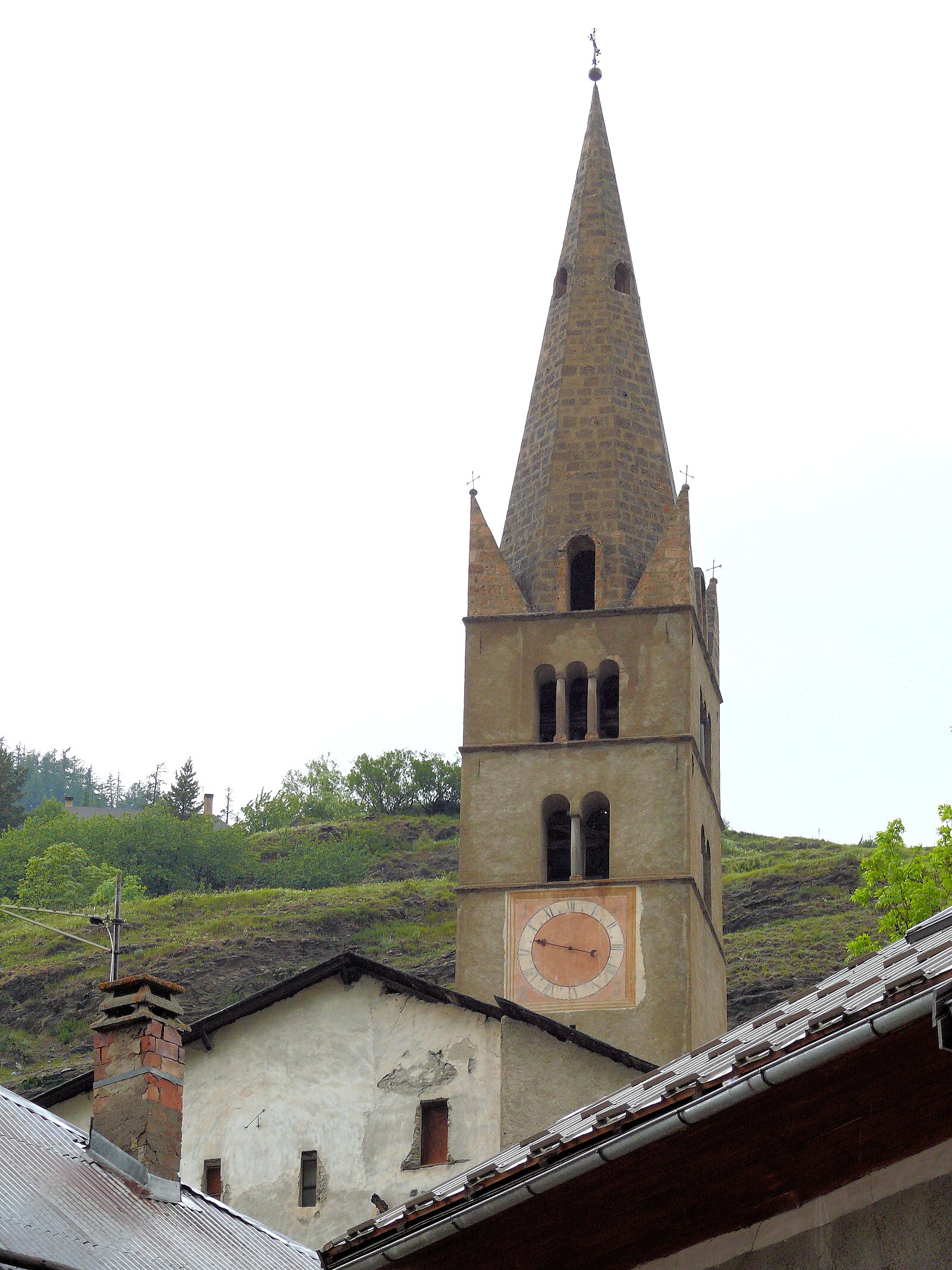 Aiguilles — Alpine village in France
