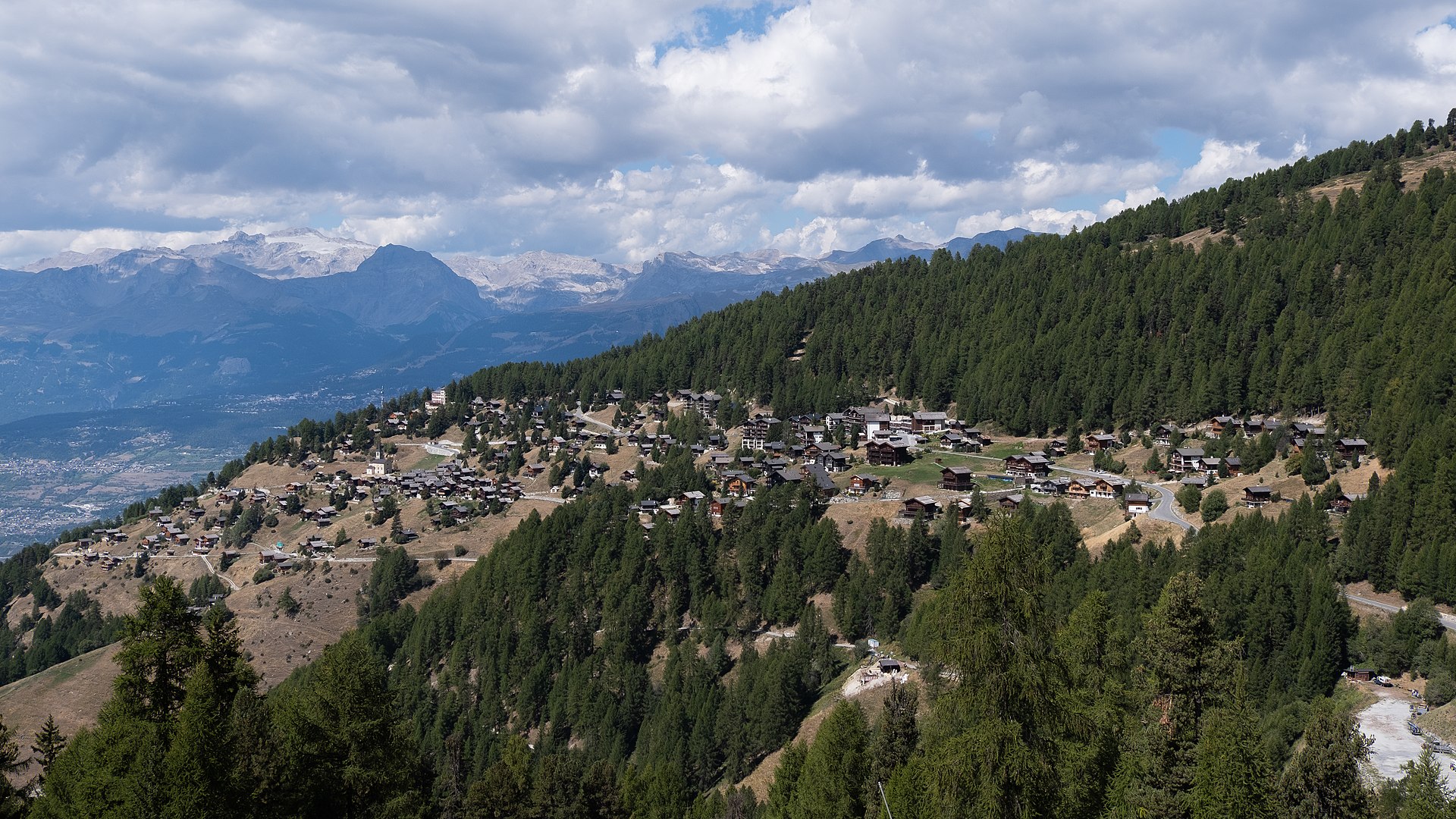 Chandolin — Alpine village in Switzerland