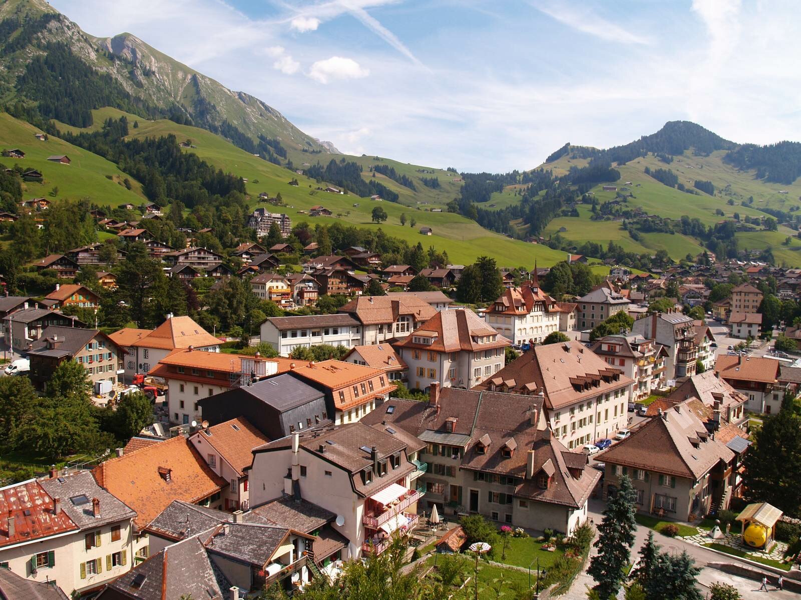 Château d'Oex — Alpine village in Switzerland