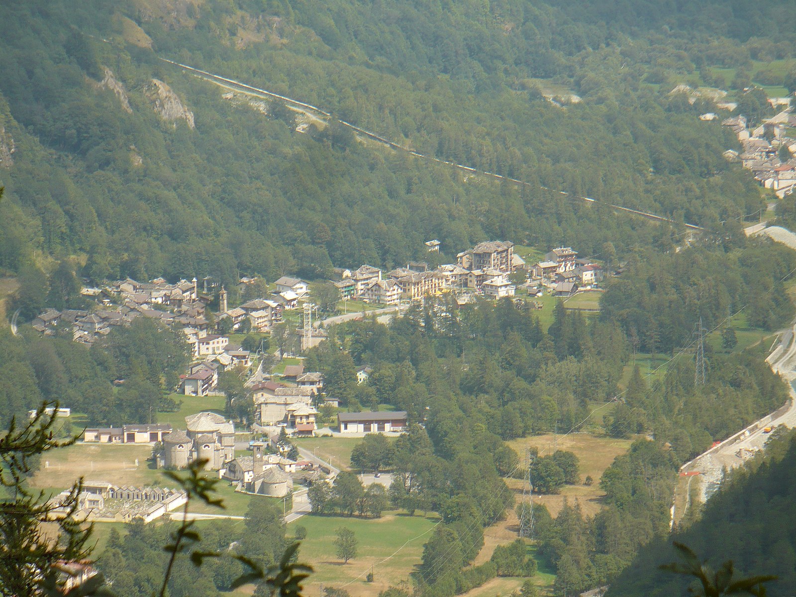 Usséglio – Pian Benot — Alpine village in Italy