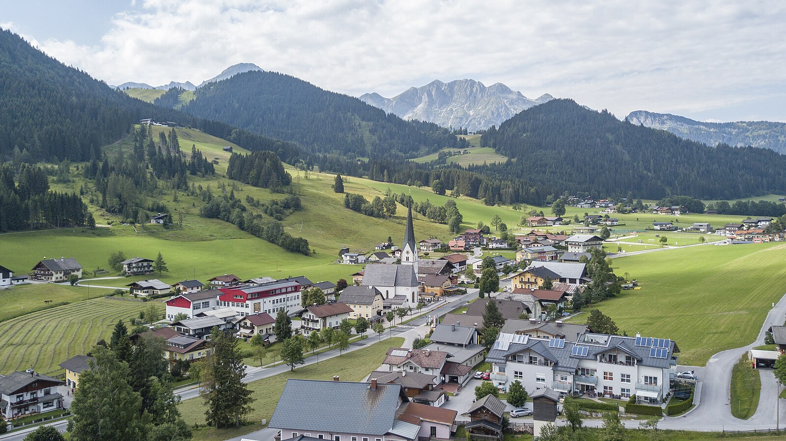 St. Martin im Tennengebirge — Alpine village in Austria