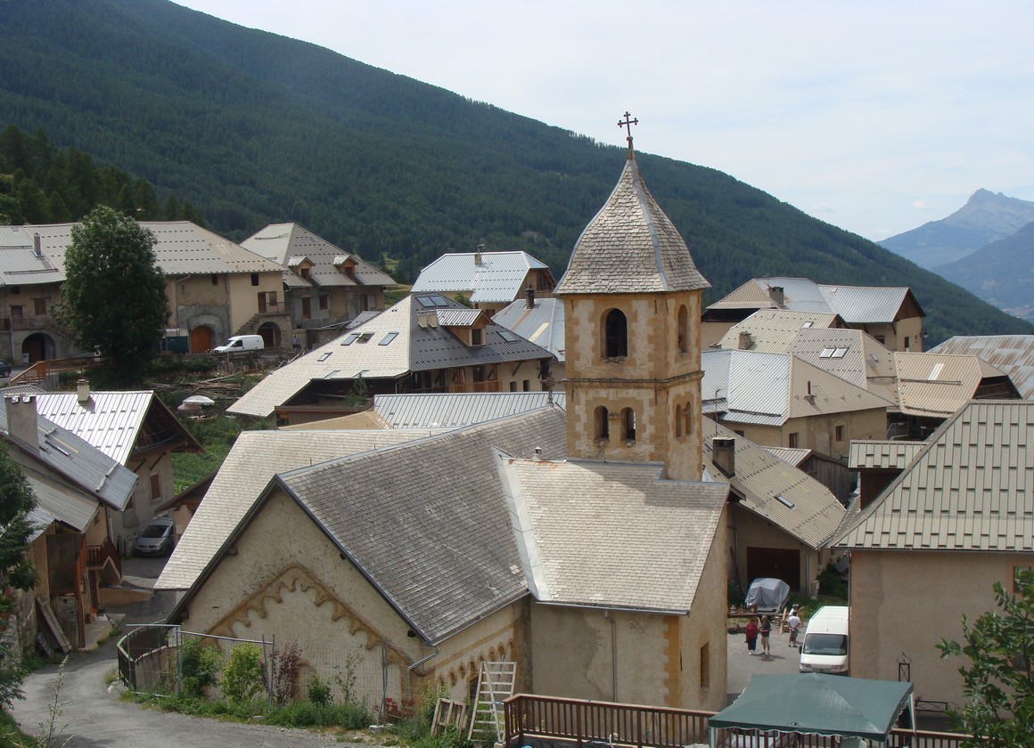 Crévoux — Alpine village in France