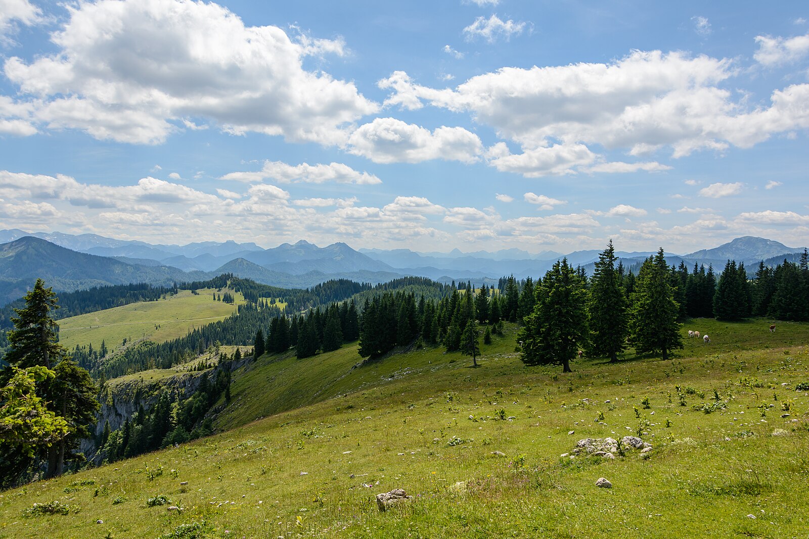 Gemeindealpe – Mitterbach am Erlaufsee — Alpine village in Austria