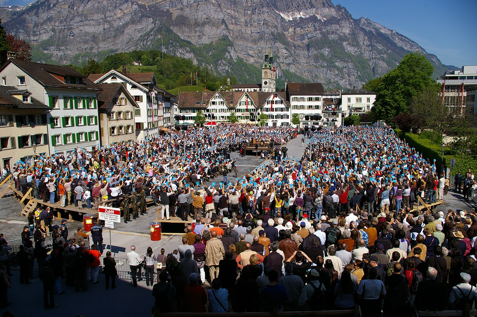 Glarus — Alpine village in Switzerland
