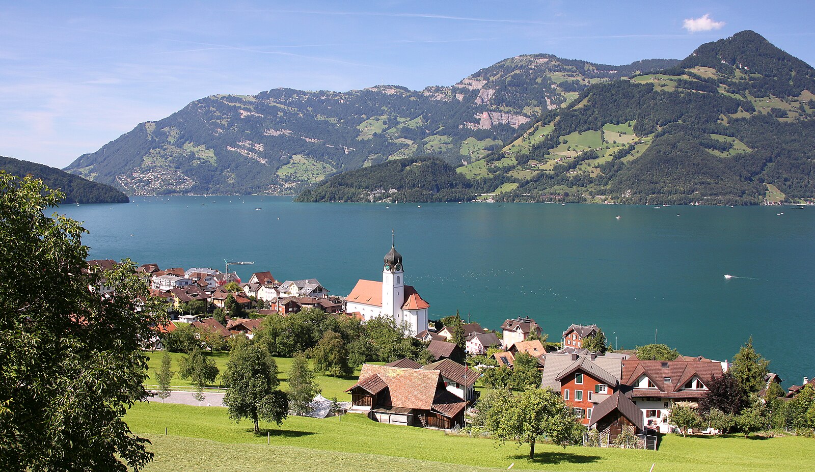 Beckenried — Alpine village in Switzerland