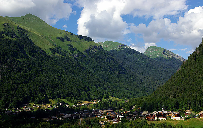 Montriond — Alpine village in France
